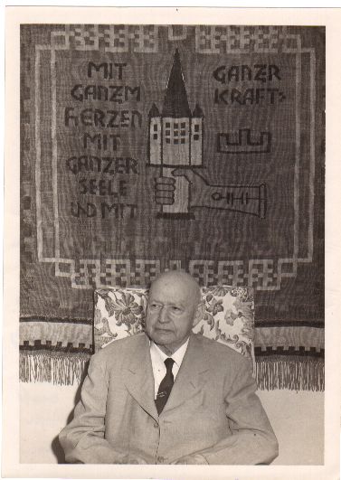“Mit ganzem Herzen” — Family photograph